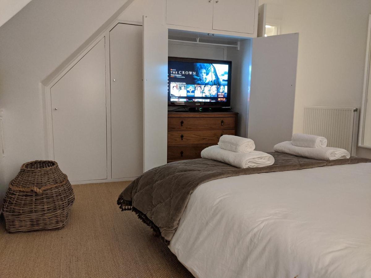 Central Hawick Spacious Stylish Flat With Log Burner Ngoại thất bức ảnh